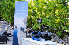 <strong>笼盖扫地机械人、泳池洁净机、割草机械</strong>